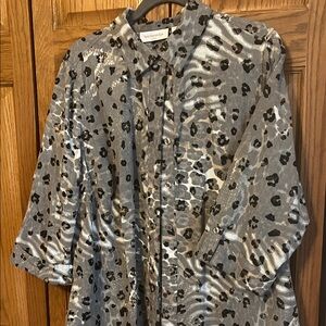 Breckenridge Black and Gray Patterned Blouse